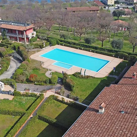 Borgo Delle Colline 19 By Wonderful Italy Lägenhet